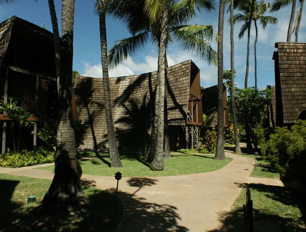 Hotel Moloka'i featured exterior or lobby in Kaunakakai, HI — similar hotel