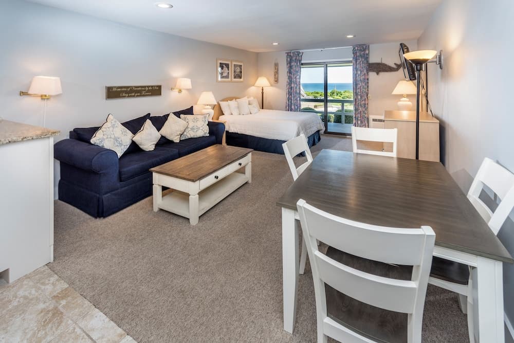 Beachcomber Resort at Montauk property views in Montauk, NY — gallery photo 3