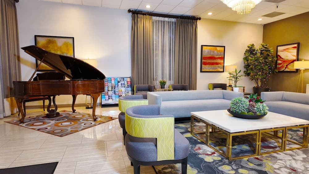 Alhambra Hotel interior in Alhambra, CA — gallery photo 2