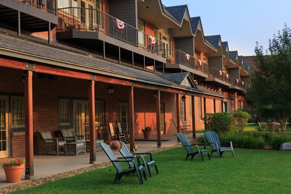Lake Opechee Inn and Spa gallery photo in Laconia, NH — image 26