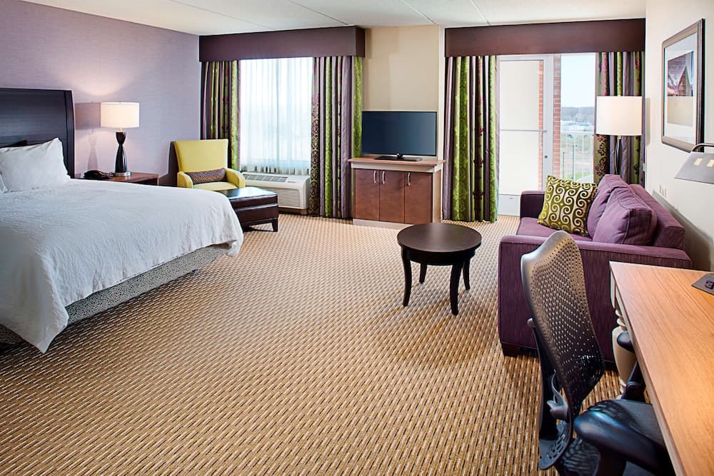 Hilton Garden Inn Hartford North/Bradley Int'l Airport gallery photo in Windsor — image 18