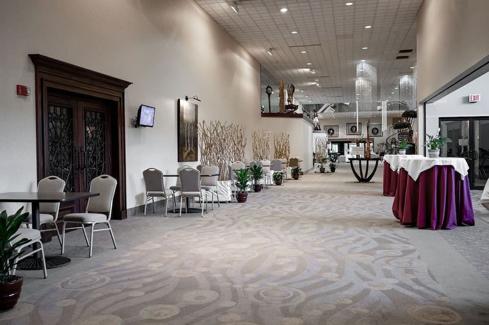 Holiday Inn Express Mentor Banquet Center by IHG property views in Mentor, OH — gallery photo 3