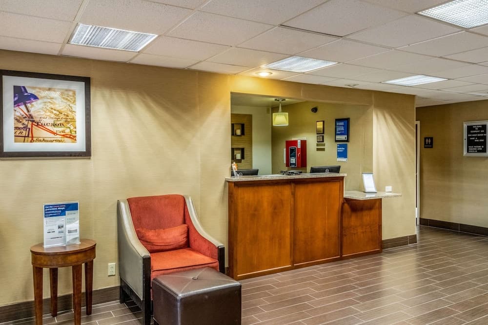 Comfort Inn Tucson Central property views in Tucson, AZ — gallery photo 3