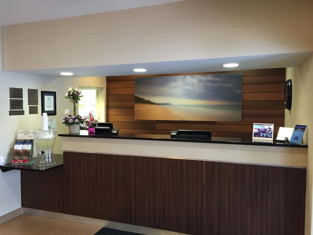 Spark by Hilton Traverse City interior in Traverse City, MI — gallery photo 2