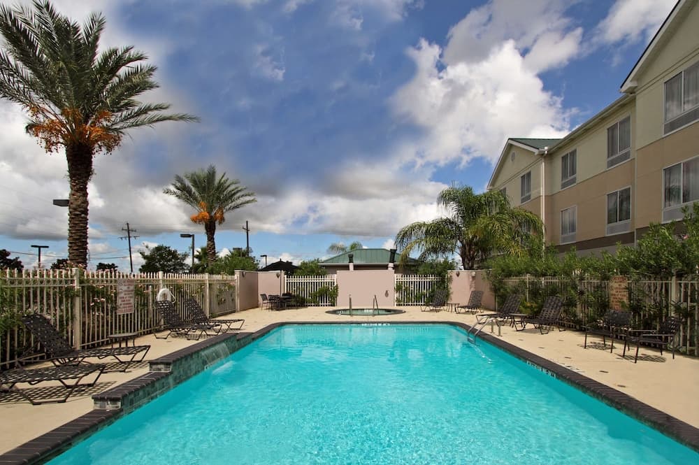 Hilton Garden Inn Beaumont, TX gallery photo in Beaumont, TX — image 16
