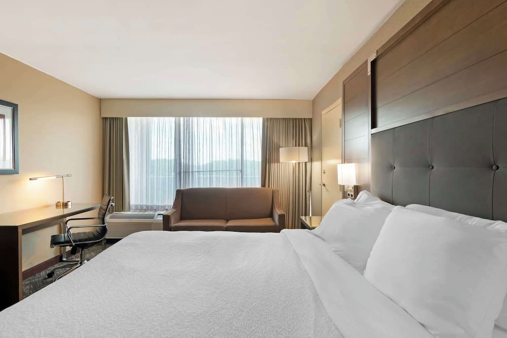 Best Western Plus Kansas City Sports Complex Hotel gallery photo in Kansas City, MO — image 12