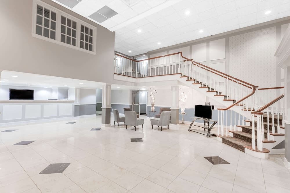 Ramada by Wyndham Henderson/Evansville property views in Henderson, KY — gallery photo 3