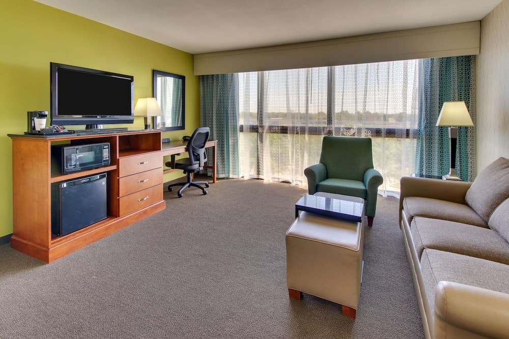 Heritage Inn Suites Houston/Sugar Land, Trademark by Wyndham gallery photo in Sugar Land, TX — image 47