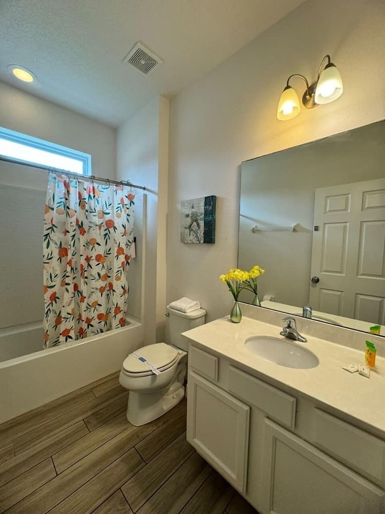 Leisure Lounge gallery photo in Davenport, FL — image 23