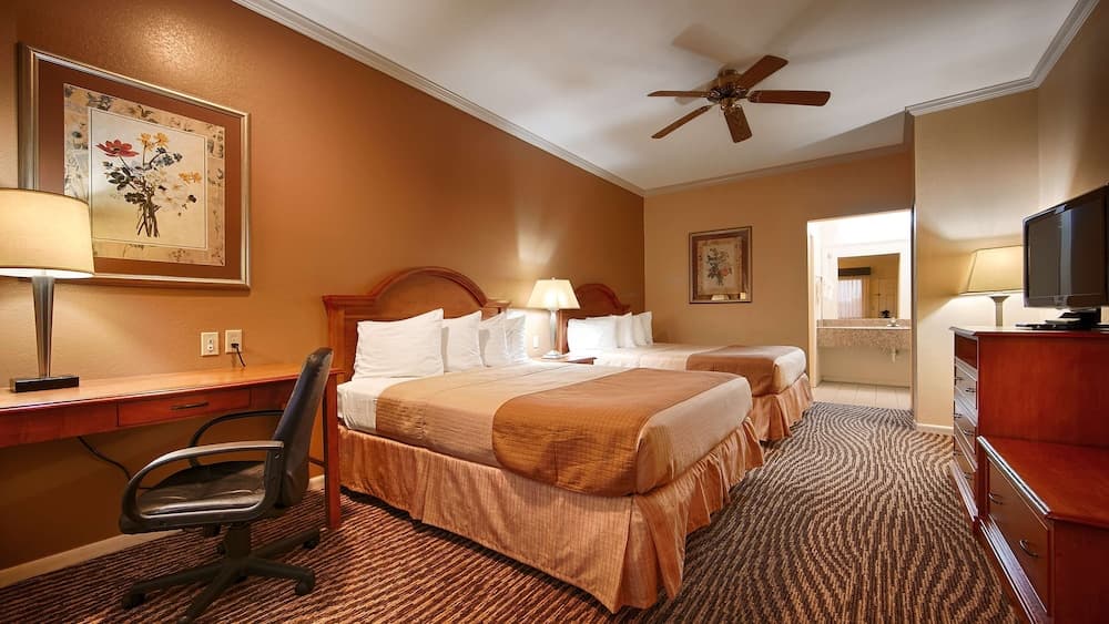 Days Inn by Wyndham Navasota featured exterior or lobby in Navasota, TX — similar hotel