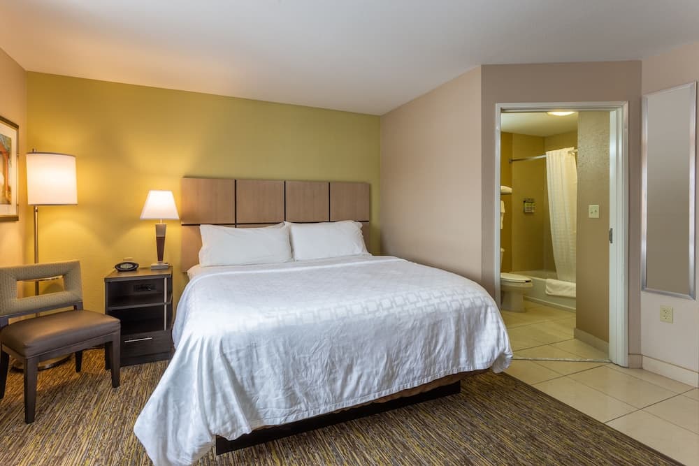 Candlewood Suites Airport by IHG interior in South Bend, IN — gallery photo 2
