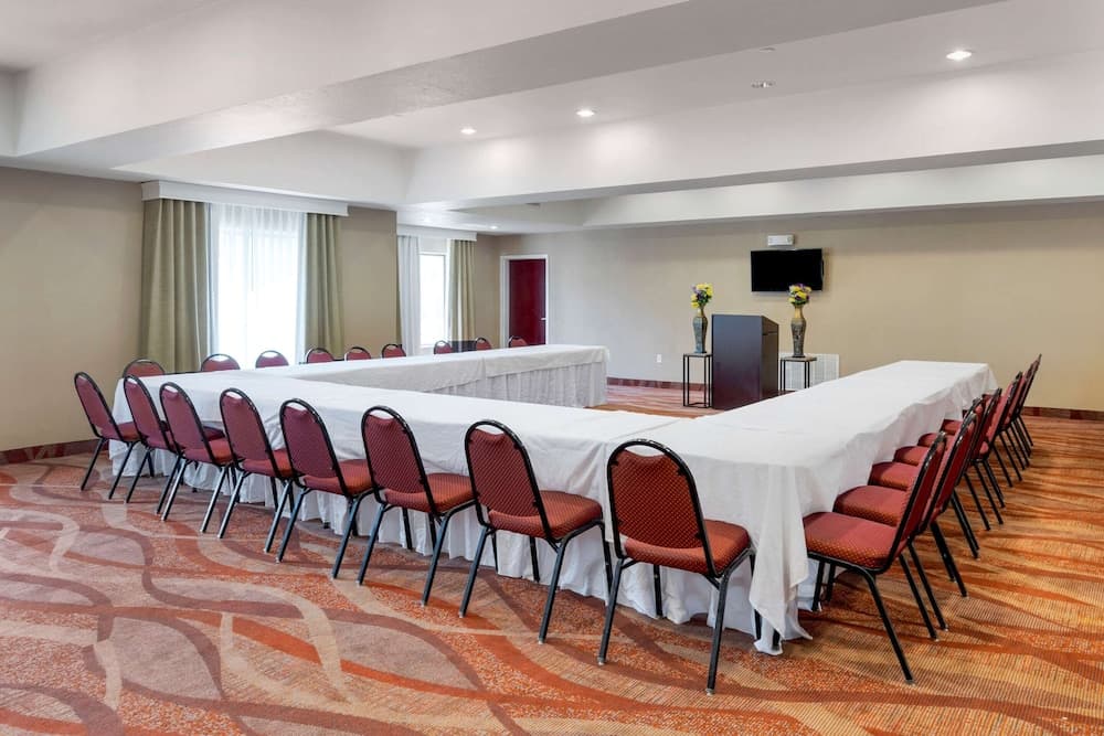 Comfort Suites Copperas Cove gallery photo in Copperas Cove, TX — image 30