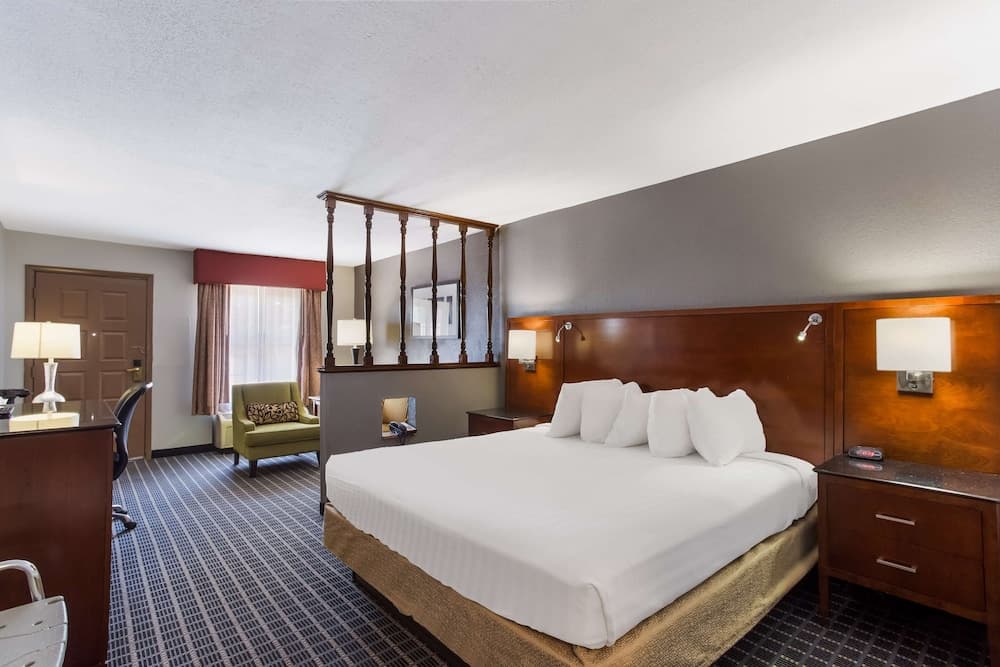 SureStay Plus Hotel by Best Western Greenwood property views in Greenwood, MS — gallery photo 3