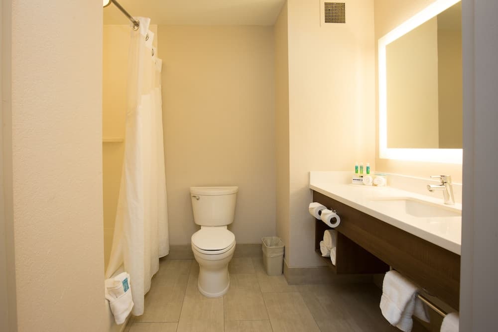 Holiday Inn Express Hotel & Suites Hesperia by IHG gallery photo in Hesperia, CA — image 22