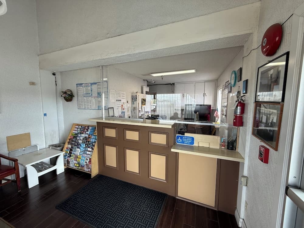 New Budget Inn property views in Victorville, CA — gallery photo 3