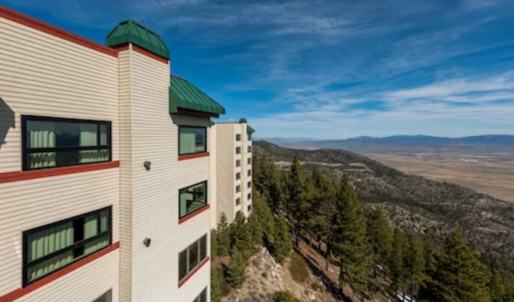 The Ridge at Lake Tahoe featured exterior or lobby in Stateline, NV — similar hotel