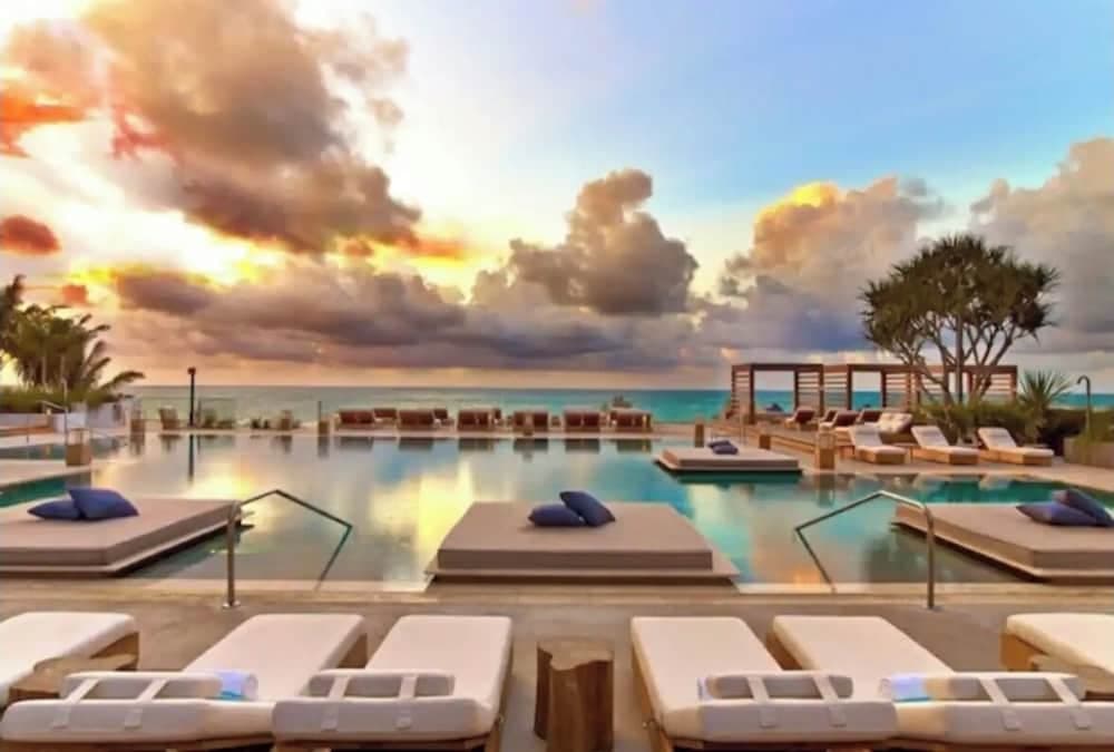1 Homes South Beach - Private luxury condos- Ocean Front interior in Miami Beach, FL — gallery photo 2