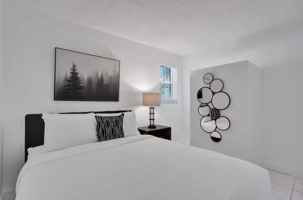Waves by Stay Hospitality — hotel in Pompano Beach, Florida