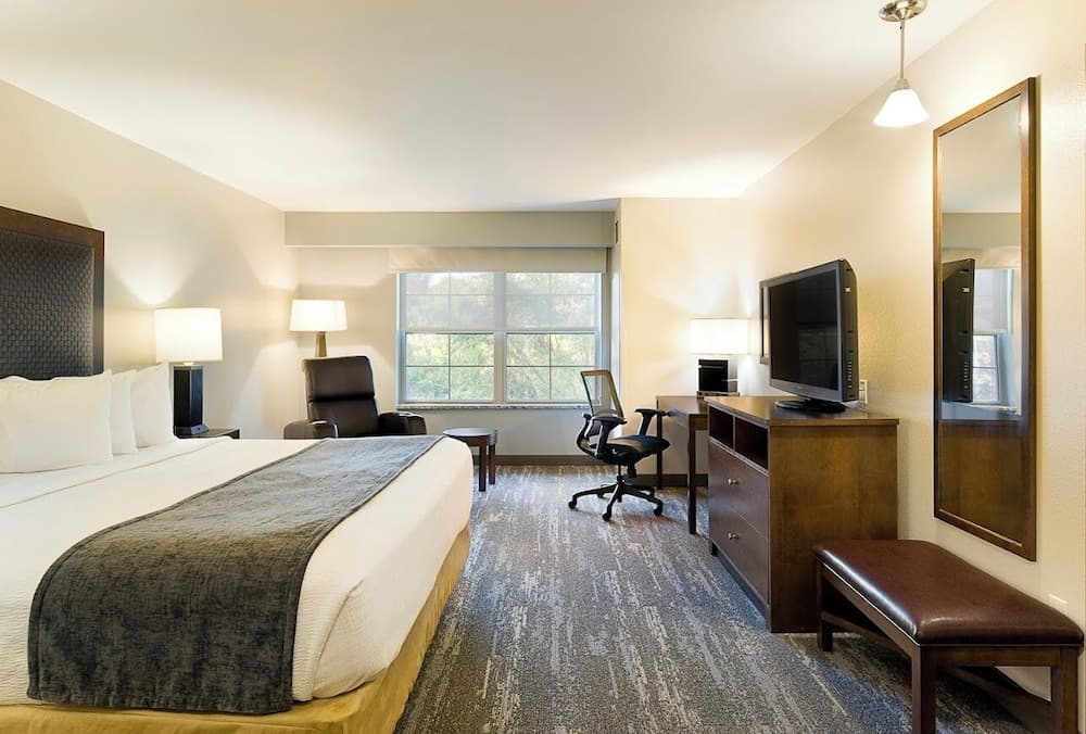 Clubhouse Hotel & Suites Pierre featured exterior or lobby in Pierre, SD — similar hotel