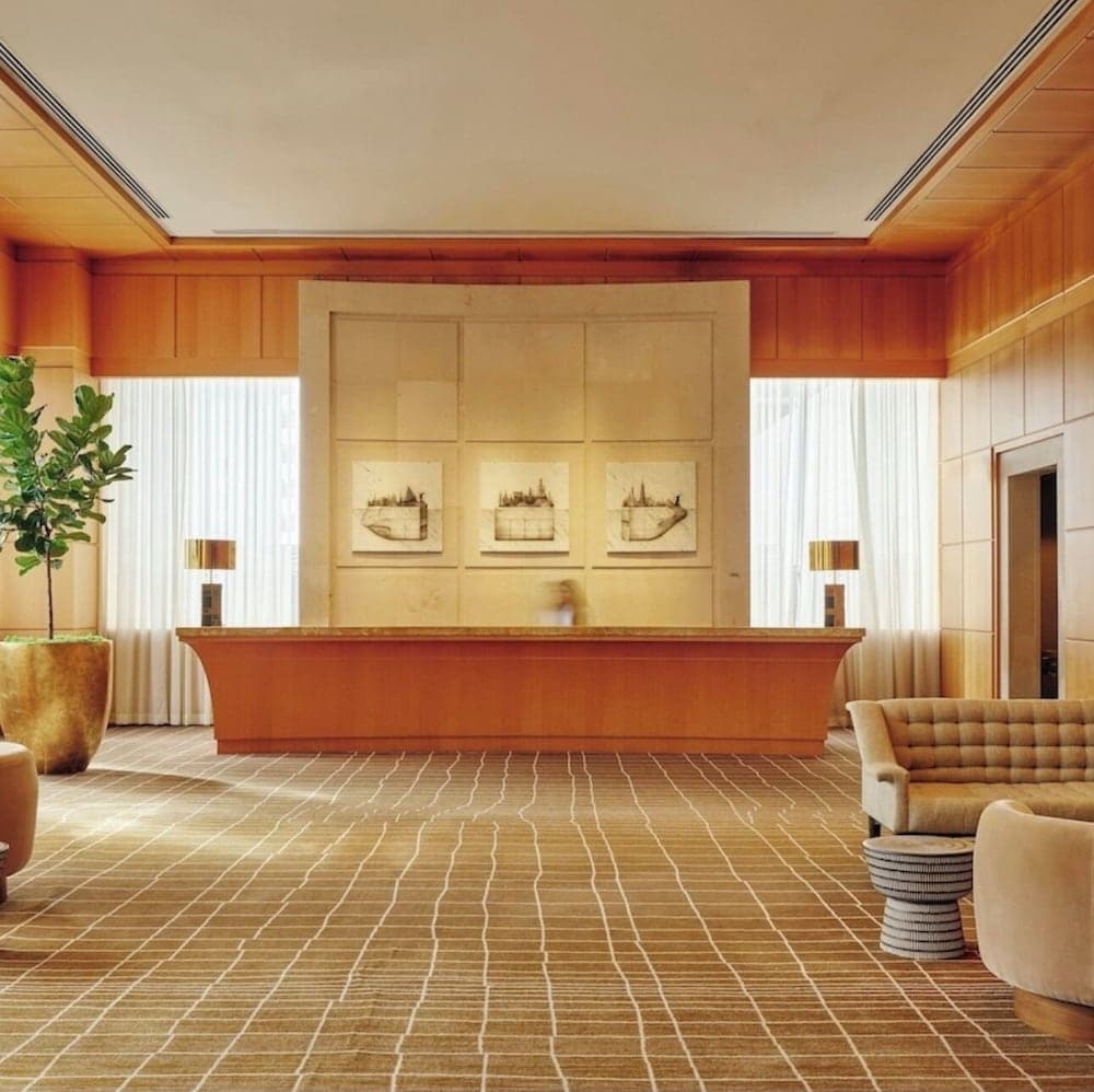 Four Seasons hotel 2bedroom suite interior in Miami, FL — gallery photo 2