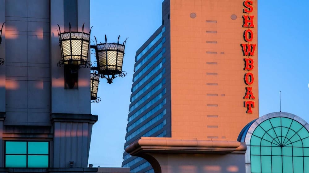 Sleep SIX 1BR2BA Cozysuites on Boardwalk featured exterior or lobby in Atlantic City, NJ — similar hotel