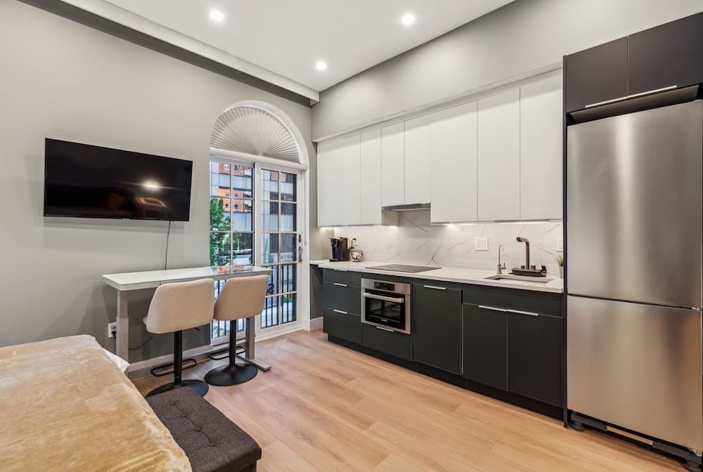 24 Stay Rittenhouse property views in Philadelphia, PA — gallery photo 3
