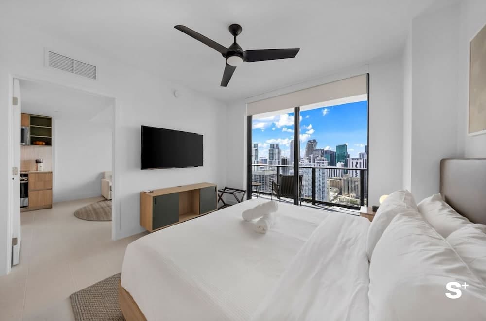 Skyline Escape Sleek 1BR with DTW Charm interior in Miami, FL — gallery photo 2