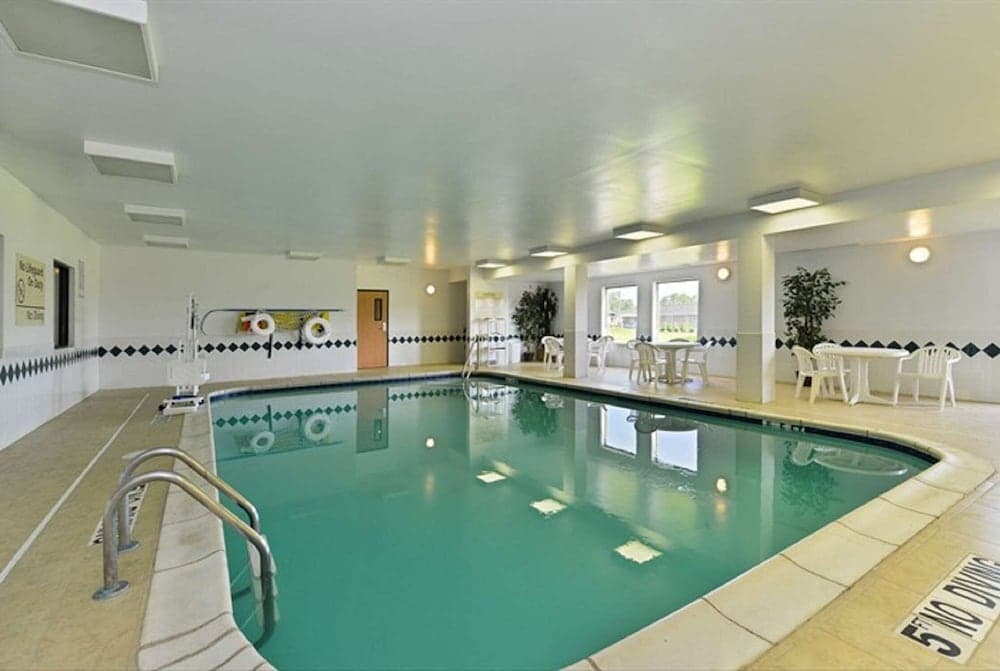 Hampton Inn Sturgis-Lagrange Area gallery photo in Sturgis, MI — image 28