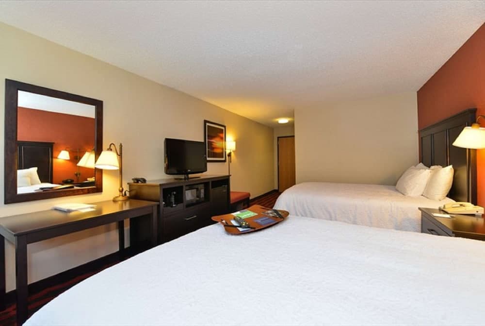 Hampton Inn Sturgis-Lagrange Area gallery photo in Sturgis, MI — image 33
