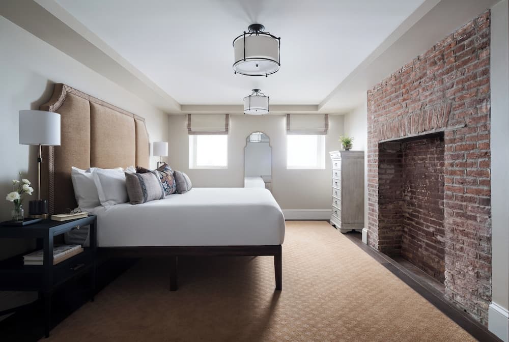 86 State Circle - Luxury Boutique Hotel interior in Annapolis, MD — gallery photo 2