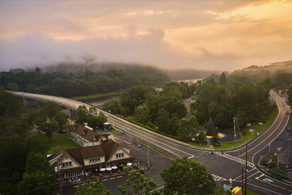 River's Edge gallery photo in Barryville, NY — image 11