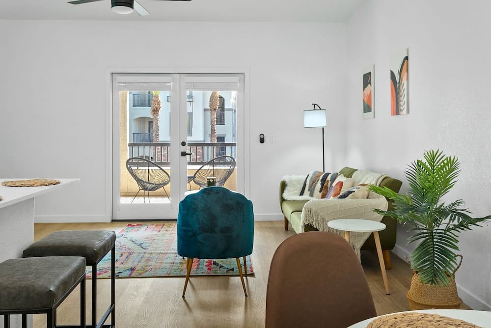 TWO CozySuites Apartment DowntownChandler gallery photo in Glendale, AZ — image 22