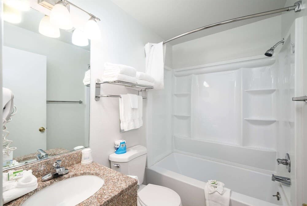 Baymont by Wyndham Bellingham gallery photo in Bellingham, WA — image 33