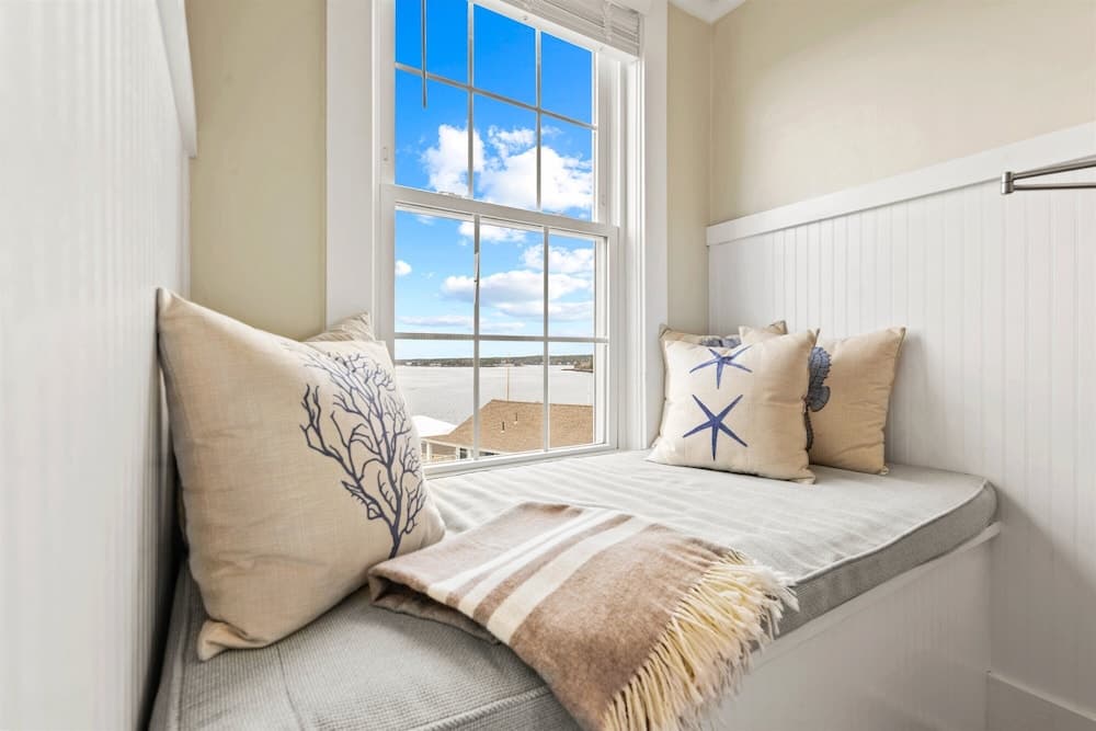 Topside Inn property views in Boothbay Harbor — gallery photo 3