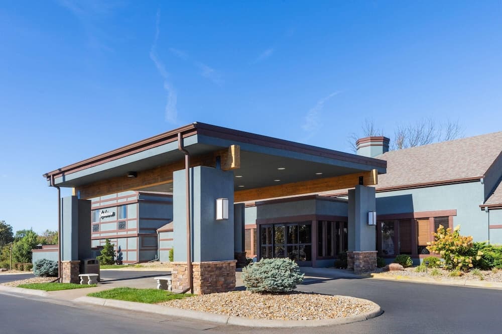 Endeavor Inn & Suites, Trademark Collection by Wyndham gallery photo in Topeka, KS — image 29