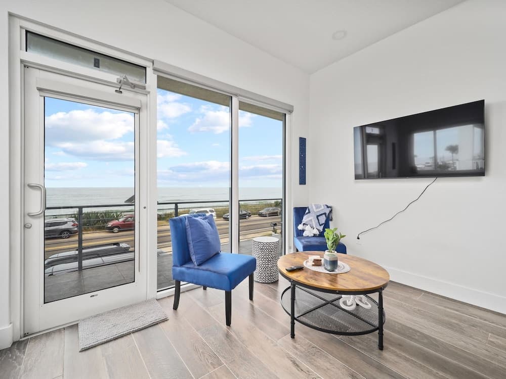 Ocean Front Flagler Beach Sleeps 5 People property views in Flagler Beach, FL — gallery photo 3
