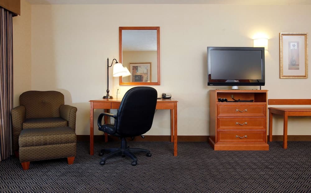 Hampton Inn Waterloo Cedar Valley gallery photo in Waterloo, IA — image 39