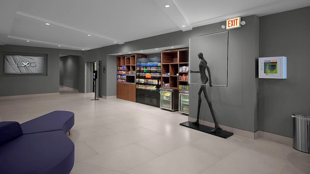 Holiday Inn Chicago – Midway Airport S by IHG property views in Chicago, IL — gallery photo 3