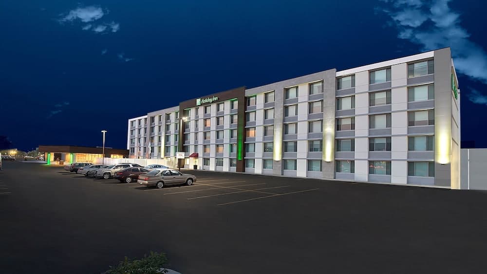Holiday Inn Chicago – Midway Airport S by IHG featured exterior or lobby in Chicago, IL — similar hotel