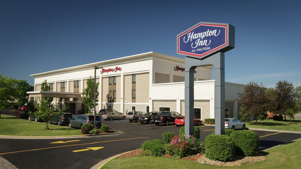 Hampton Inn South Haven featured exterior or lobby in South Haven, MI — similar hotel