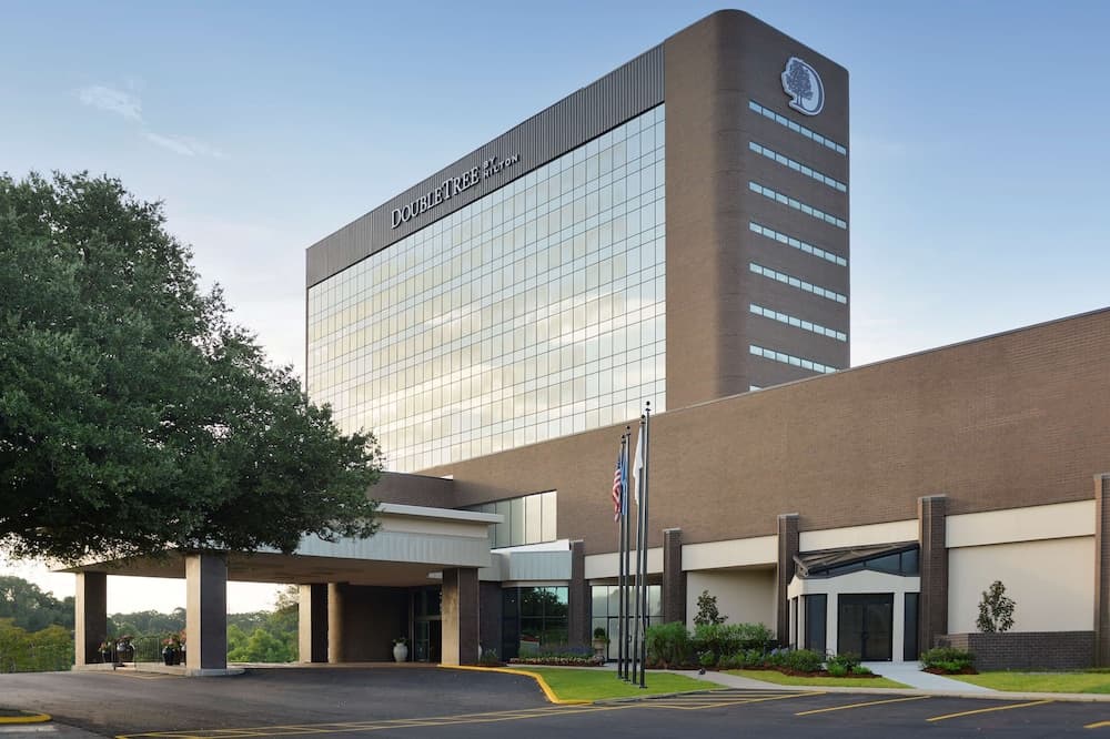 DoubleTree by Hilton Hotel Lafayette featured exterior or lobby in Lafayette, LA — similar hotel