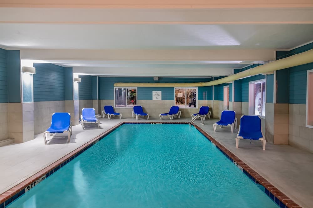 Holiday Inn Express Hotel & Suites Magee by IHG property views in Magee, MS — gallery photo 3