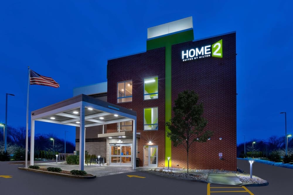Home2 Suites by Hilton Grand Blanc Flint gallery photo in Grand Blanc, MI — image 13