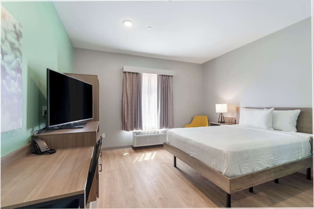 ECHO Suites Extended Stay by Wyndham Dallas Plano/Richardson gallery photo in Plano, TX — image 25