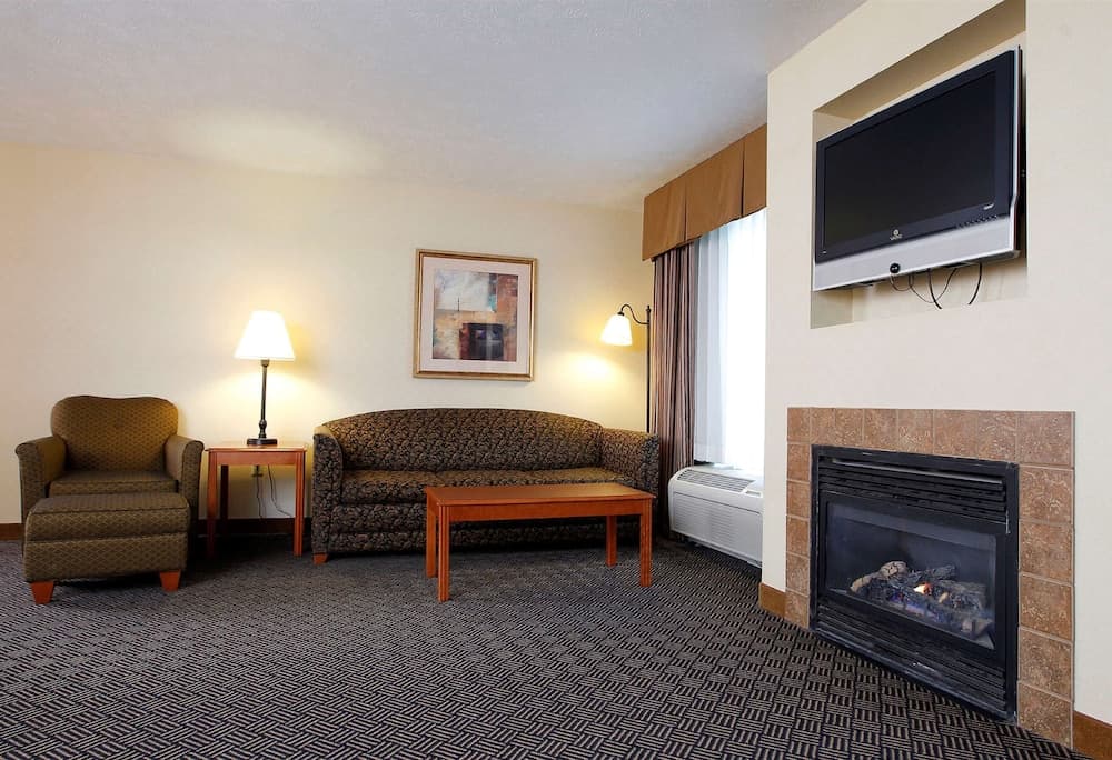 Hampton Inn Waterloo Cedar Valley gallery photo in Waterloo, IA — image 62