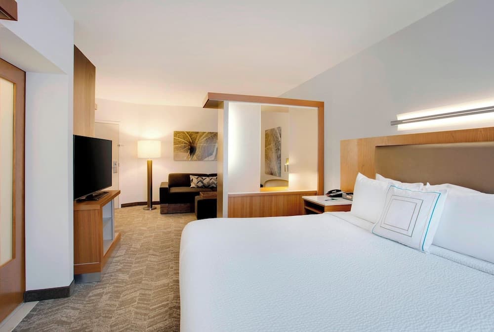 Springhill Suites Marriott Airport — hotel in Windsor, Colorado