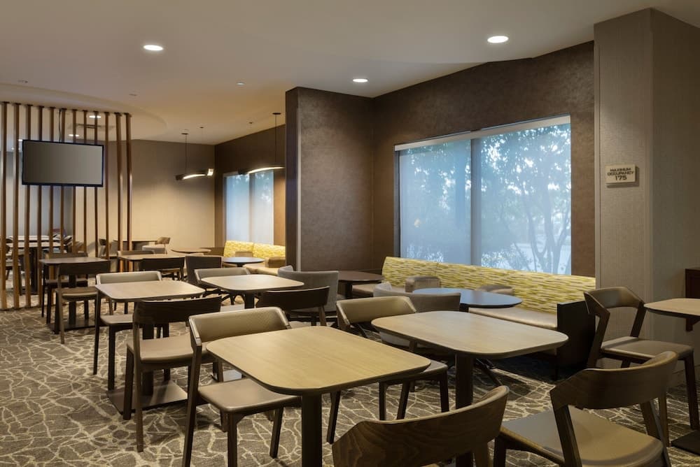 SpringHill Suites by Marriott Newark Liberty International gallery photo in Newark, NJ — image 42