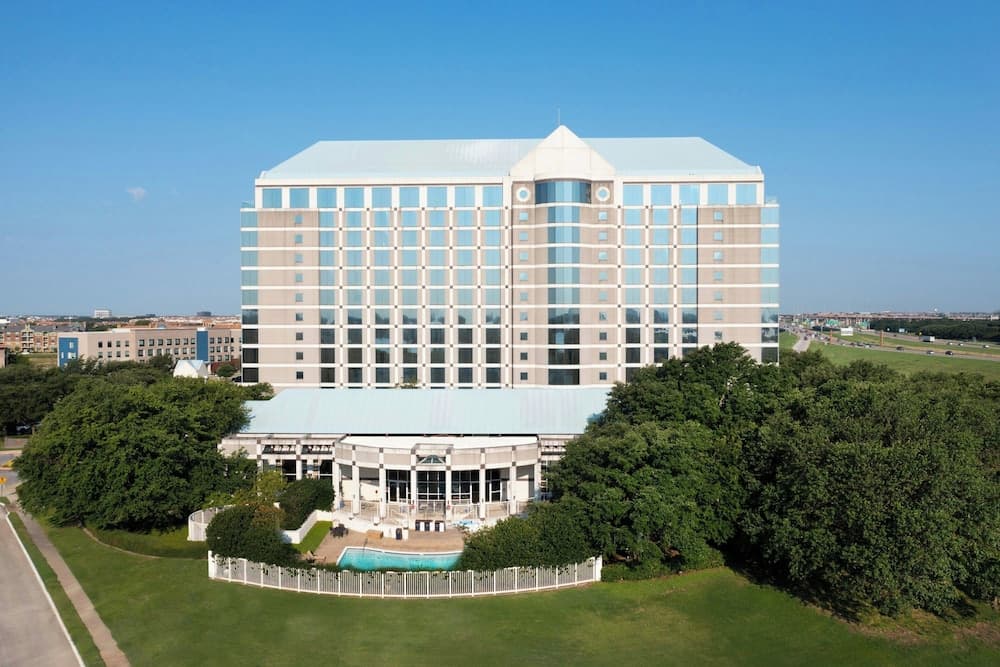 Renaissance Dallas North Hotel featured exterior or lobby in Farmers Branch, TX — similar hotel
