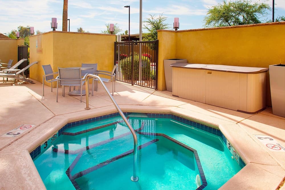 TownePlace Suites by Marriott Goodyear interior in Goodyear, AZ — gallery photo 2