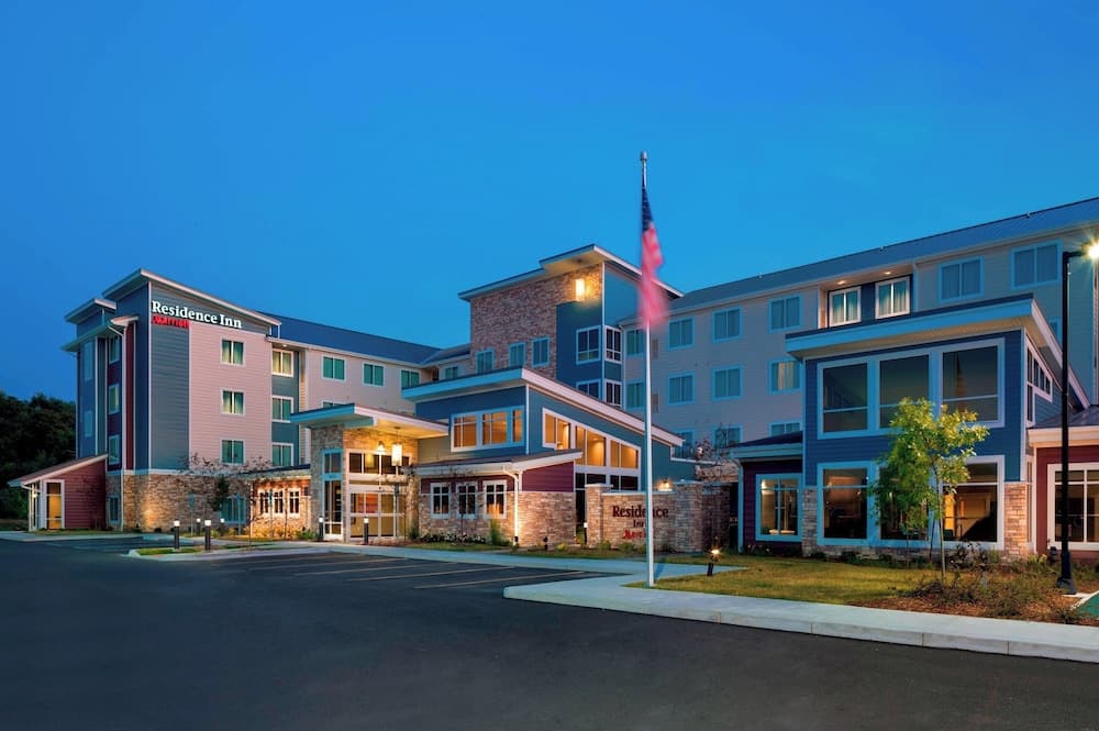 Residence Inn Wheeling-St. Clairsville, OH featured exterior or lobby in St. Clairsville, OH — similar hotel